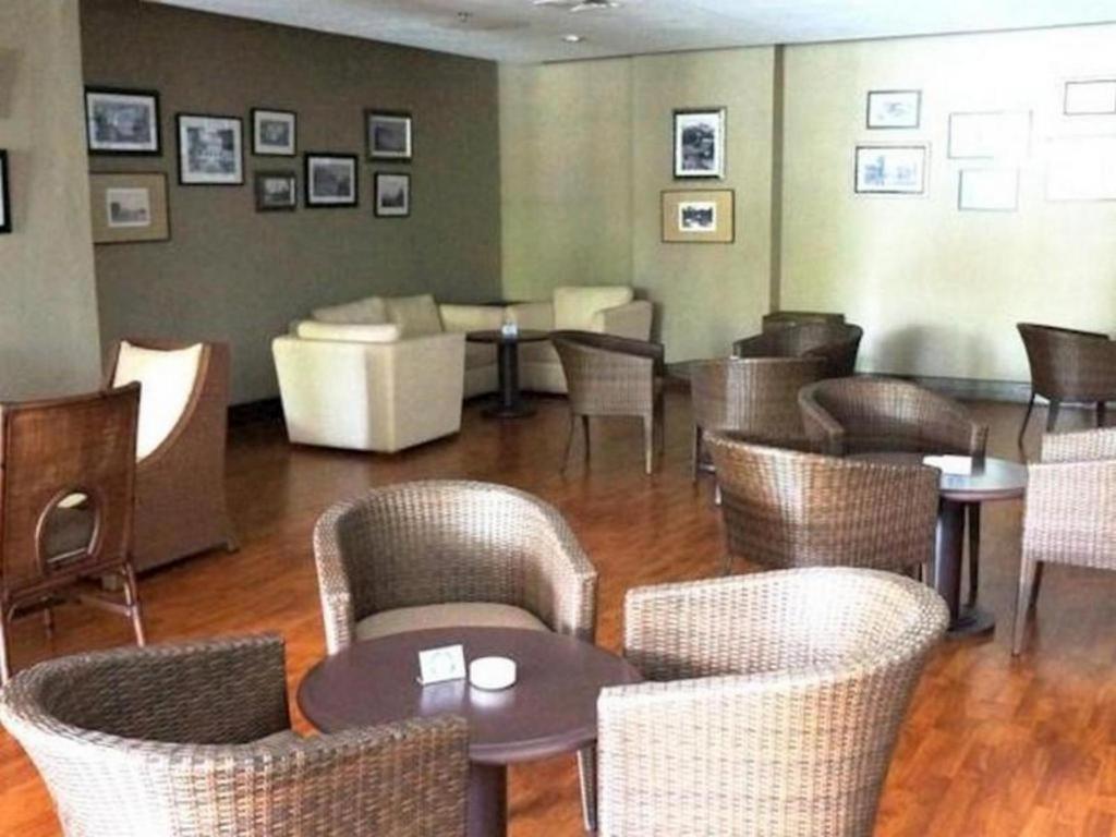 Kyriad Bumiminang Hotel Padang Kültér fotó