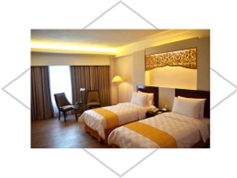 Kyriad Bumiminang Hotel Padang Kültér fotó
